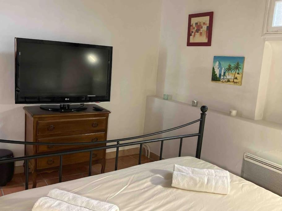 Appartement Avec Deux Chambres Centre Ville Aixois Αιξ-αν-Προβάνς Εξωτερικό φωτογραφία