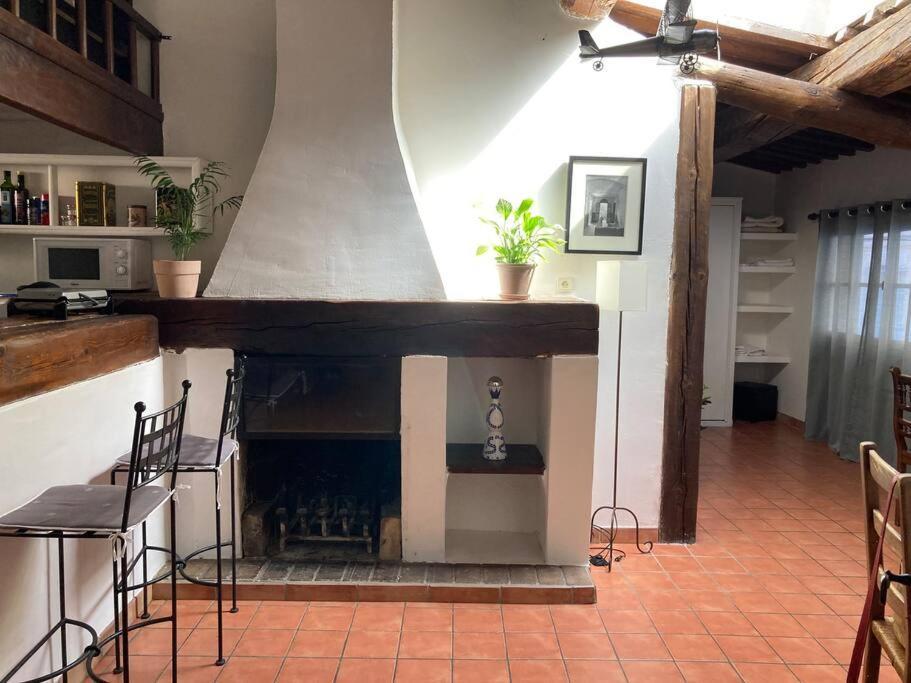 Appartement Avec Deux Chambres Centre Ville Aixois Αιξ-αν-Προβάνς Εξωτερικό φωτογραφία